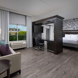 King Studio Suite Non-Smoking